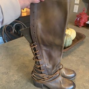 Beautiful pair of Freebird Coal boots, genuine leather with leather lace ups.